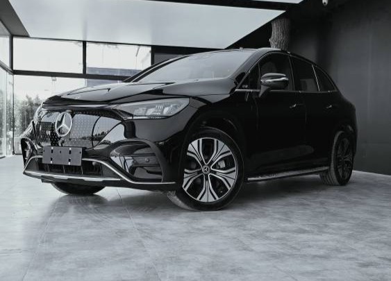 مرسدس بنز EQE500 SUV