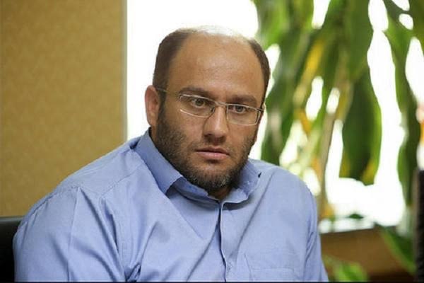 هر وقت پول کم می آورند تعرفه واردات خودرو را بالا می‌برند