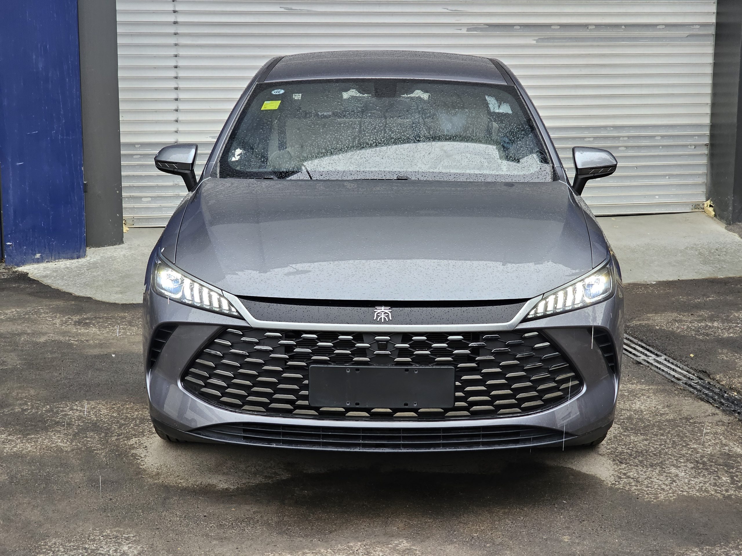 بی وای دی چین پلاس؛ مشخصات فنی، امکانات، قیمت و بررسی BYD Qin Plus در ایران