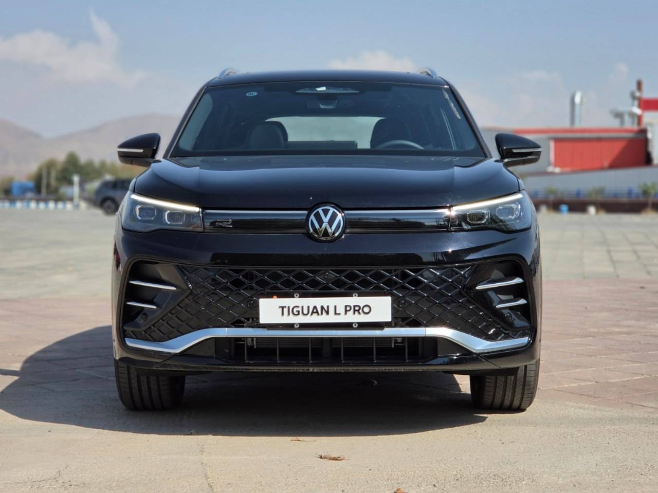فولکس واگن تیگوان L پرو؛ مشخصات فنی، امکانات و بررسی Volkswagen Tiguan L Pro در ایران